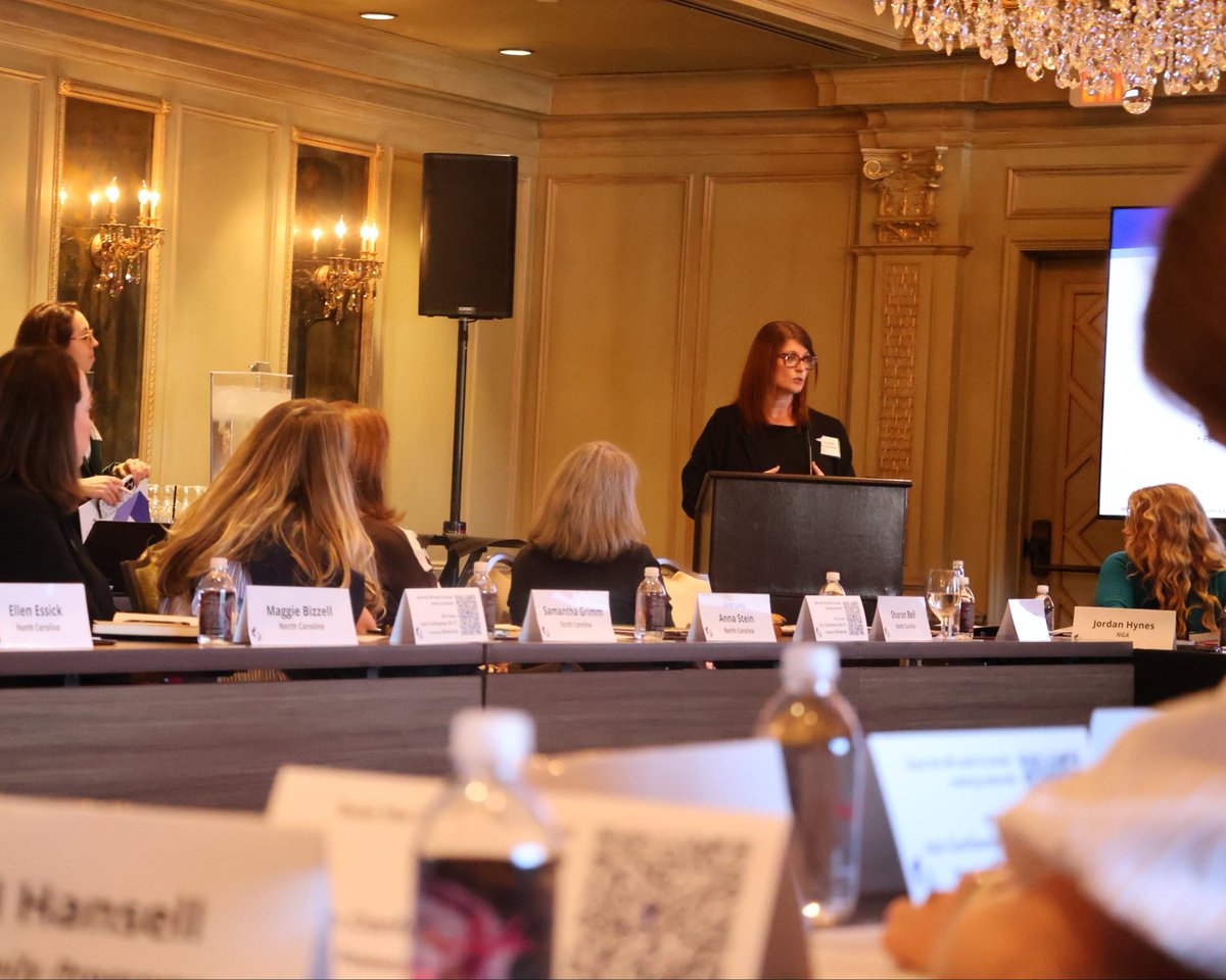 Anna Stein tweet media