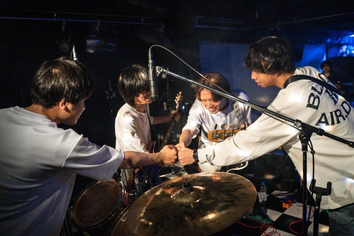 JIBUNNIRO_band's tweet photo. 【ジブンイロからのおしらせ】 https://t.co/FxUjMn0BWT