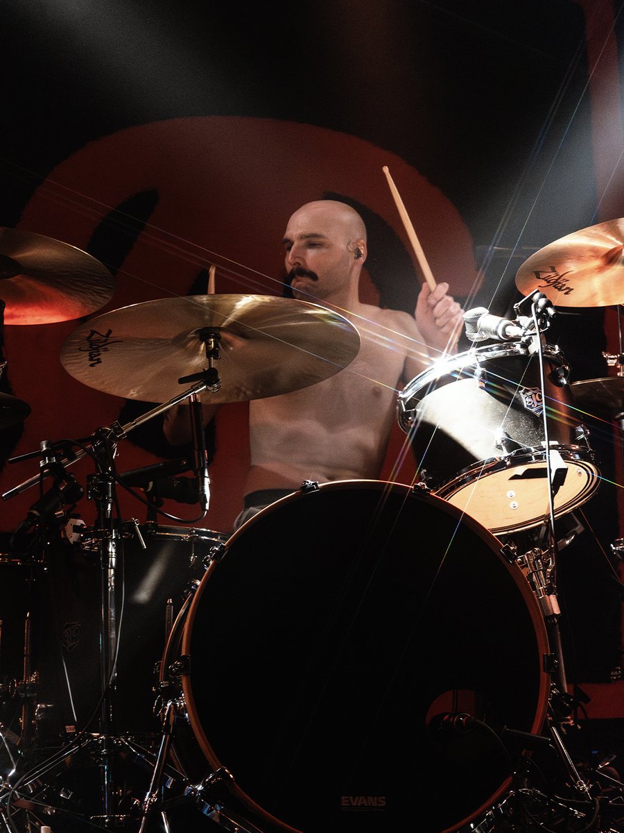 christine 🪩 tweet media