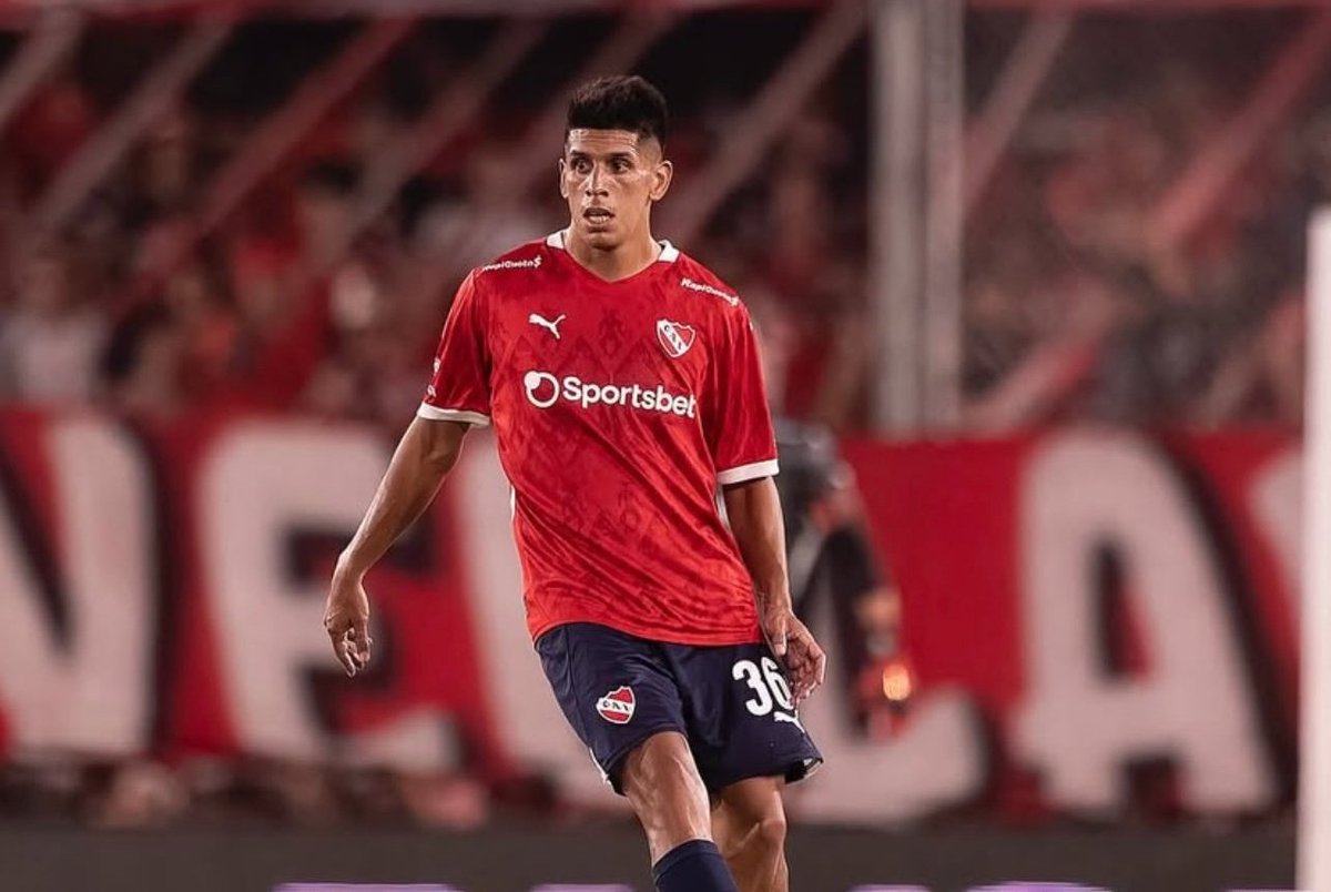 Sebastian tweet media