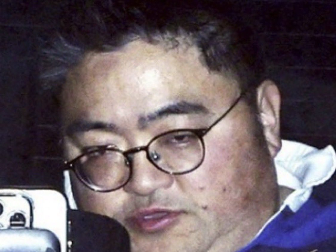 yamiore666's tweet photo. NHKのレイプ男、NHK報道局職員の中元健介容疑者。
この爆弾岩さん、不起訴になったみたい。
日本国に近い組織の人間は不起訴で、ただの国民は逮捕、罰金、起訴。

日本はこんなの国でいいの？

みんな拡散して声をあげよう！ https://t.co/jfKZUdBp29