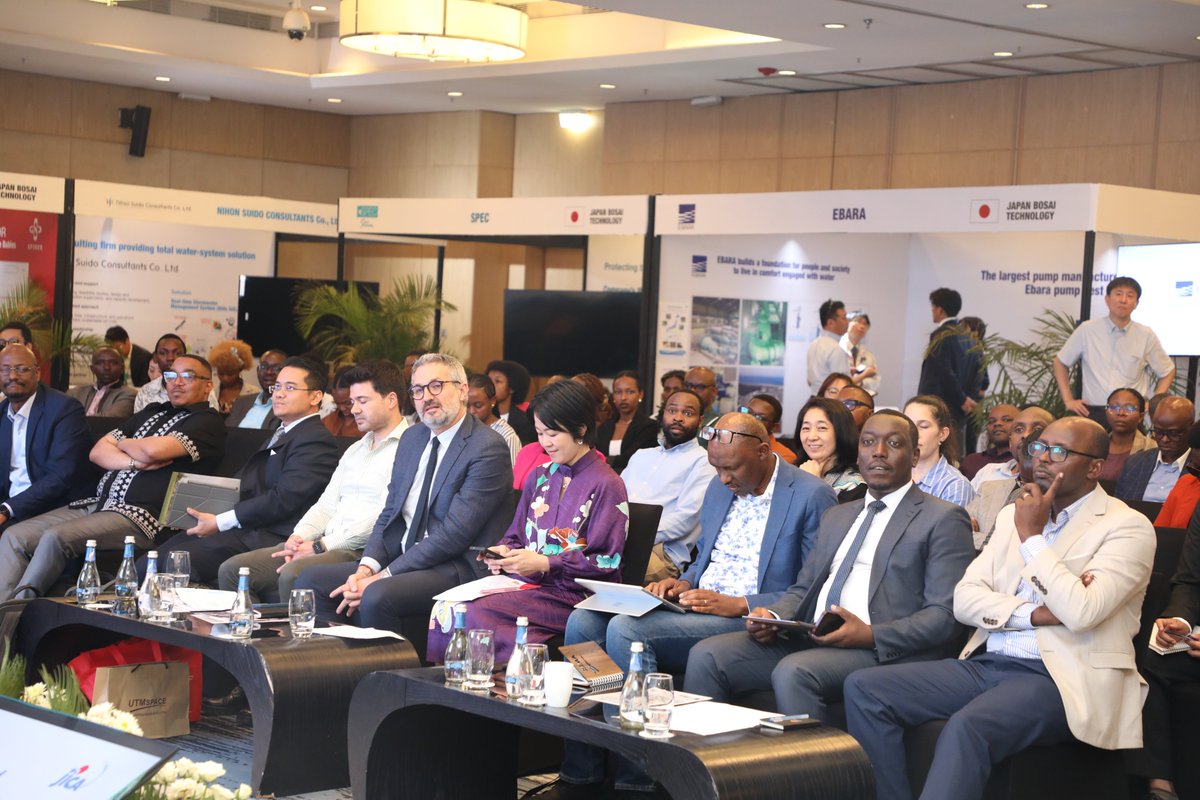 WFP_Rwanda_CD's tweet photo. Happy to join today’s south-south panel alongside gov't, academia &amp;partners to discuss the future of disaster response. @WFP supports collabo that bridges research &amp; implementation, connecting 🇷🇼with partners like Malaysia to scale practical DRM solutions &amp; strengthen resilience. https://t.co/yc4PX0t6sr