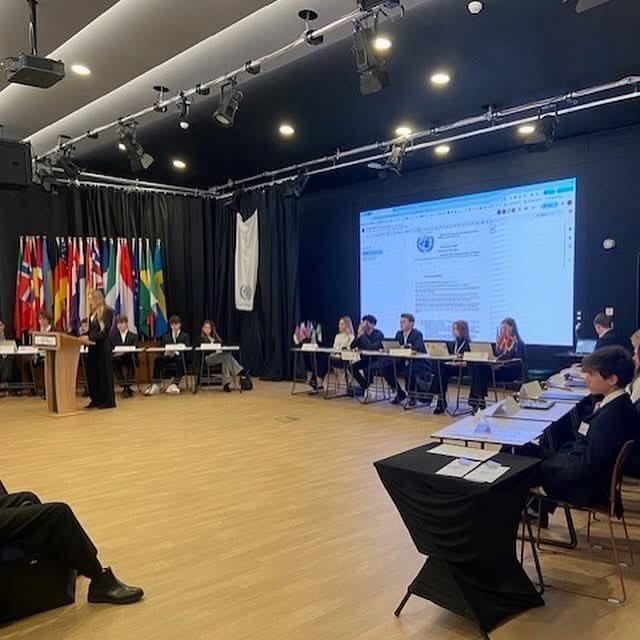 International School of Monaco tweet media