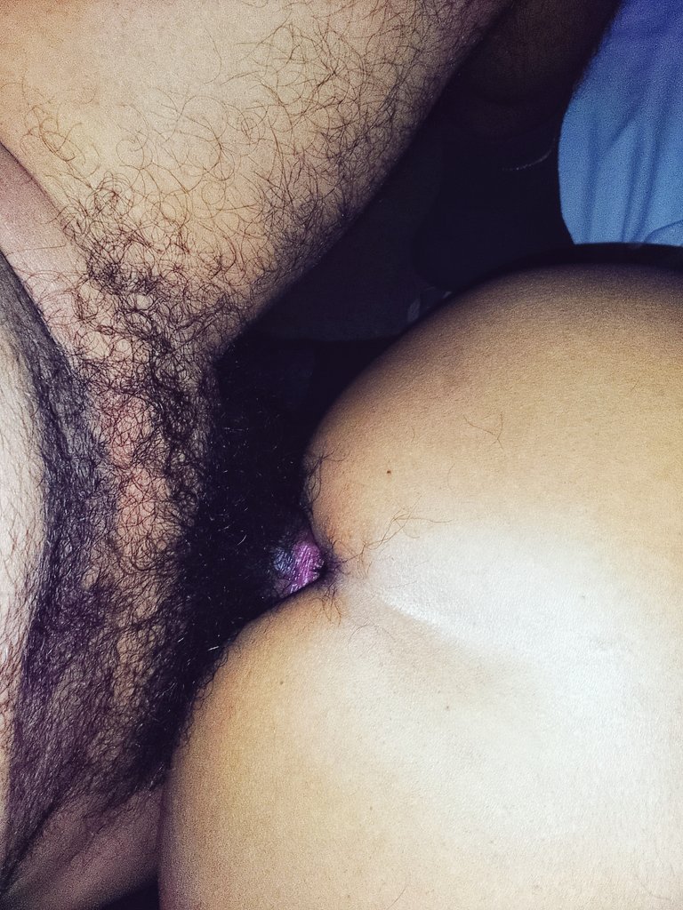 alonzoC51354615's tweet photo. A este Madurito le di hasta para llevar .. Fuimos a hotel xpres me lo cogi en la  cama ,en el piso lo agarre a nalgadas 👋⚡🍑me lo llevé al baño , le di hasta preñarlo  tiene buen culo el Cabron 🥵 ......
#MaduritosEntrones
#Tragones Dond están ? .... https://t.co/UUhdv9wU7H