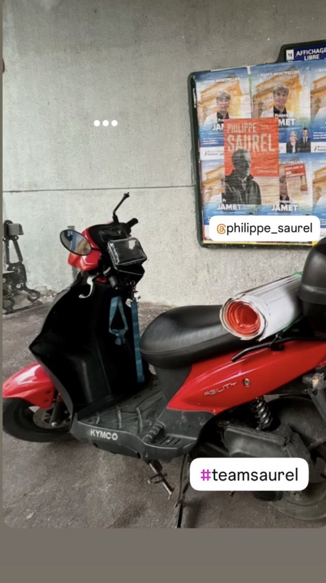 chantal_marion's tweet photo. Il y a ceux qui tractent et ceux qui affichent.A pied,en voiture,en vespa pour ce travail sans fin… #Pascal #Thibaud #Faisel #Ronitos #Thierry #Berangere #JeanMichel #Lena #Eric et tous les autres
🧡MERCI à EUX #Montpellier #MontpellierCitoyenne #Municipales2026 @Phil_Saurel https://t.co/t4OA5O7HL3
