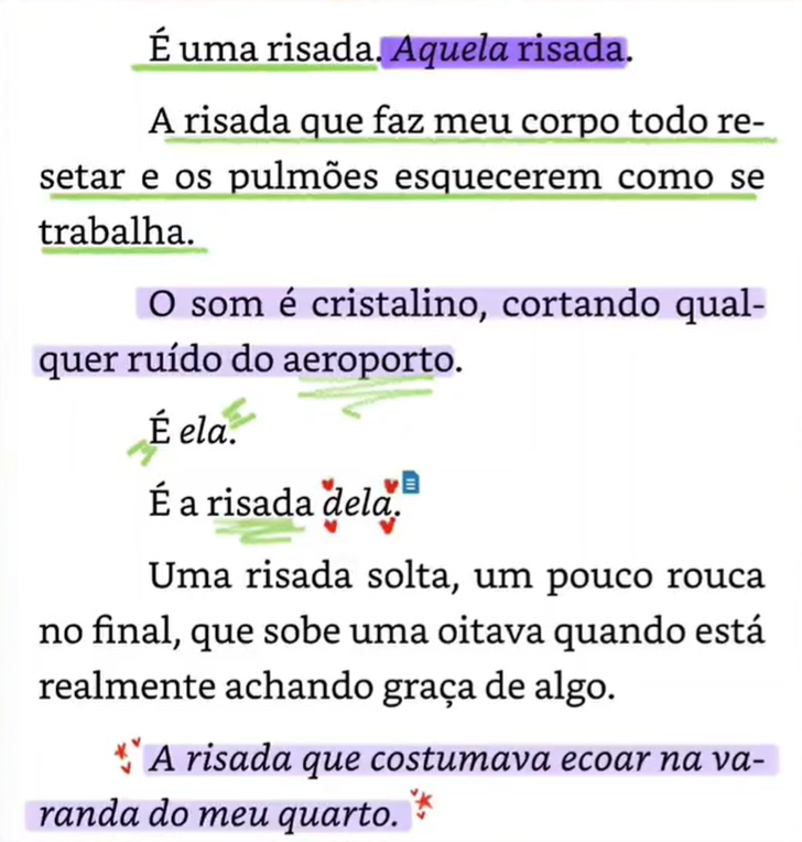 Quando ele não a vê a 10 anos, mas reconhece a risada dela em qualquer lugar