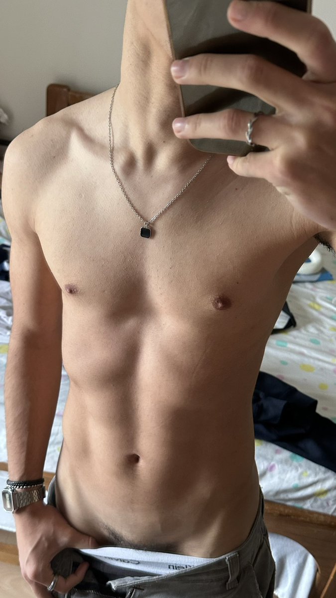 tfmd16's tweet photo. Snap got banned because of this pic😪 Will create a new one soon https://t.co/9BeiicnXeB