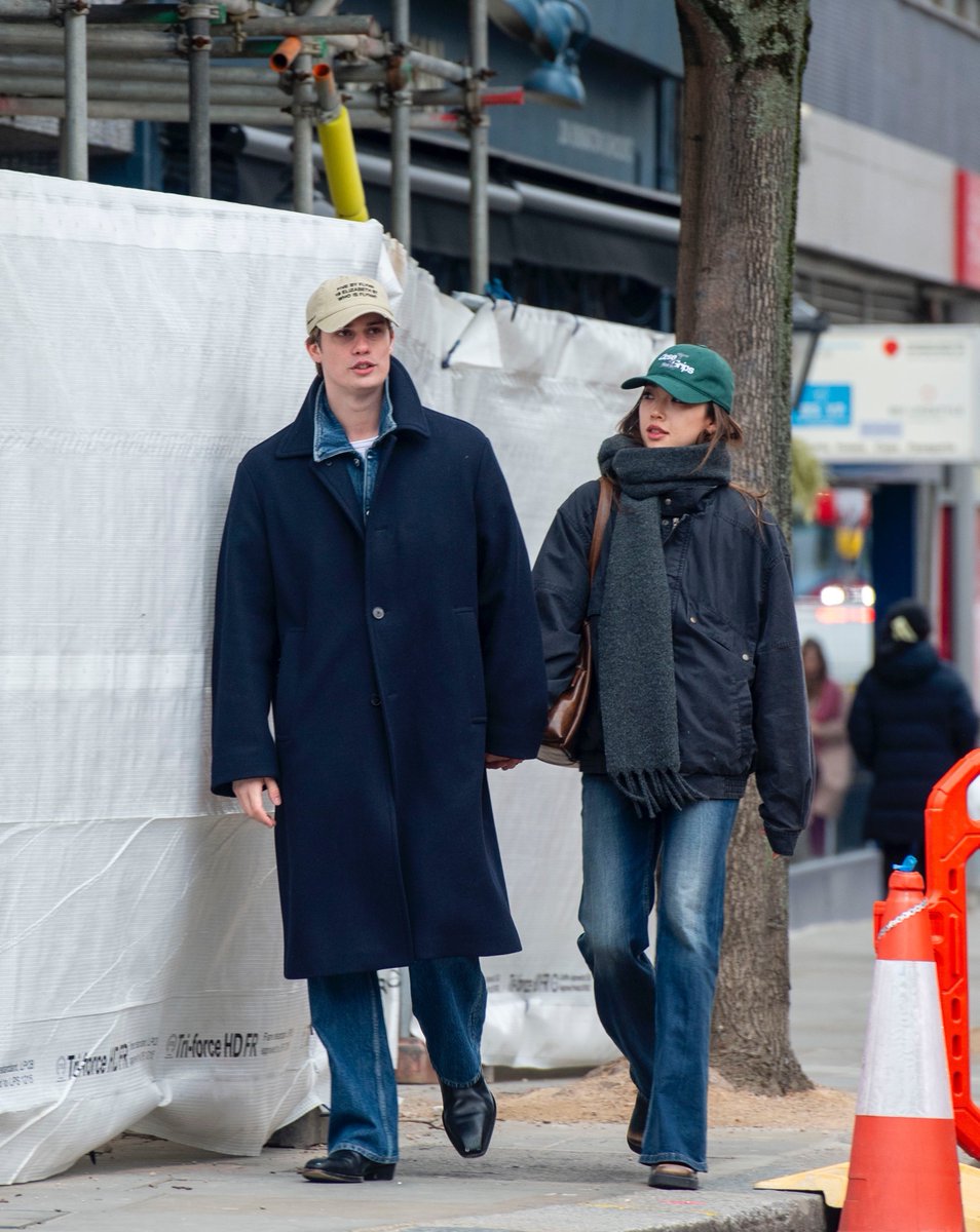 ˚ʚ♡ɞ˚ tweet media