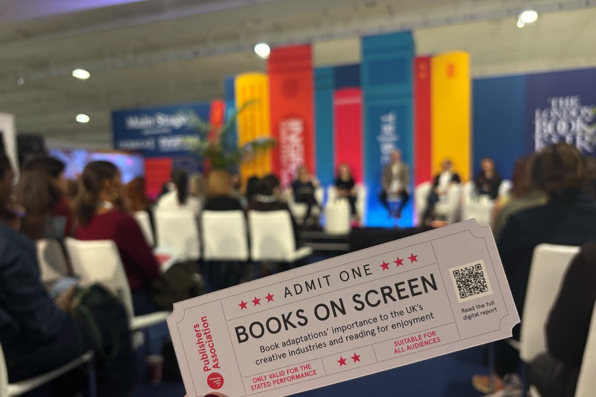 LoveReading tweet media