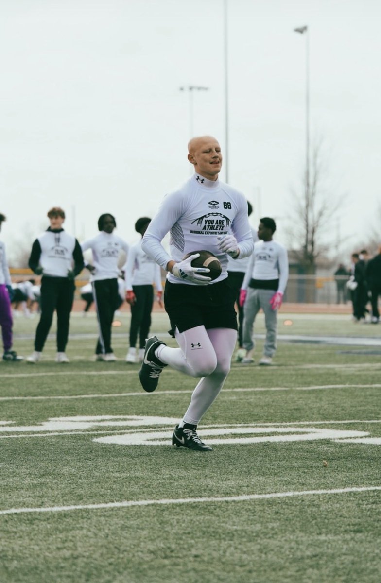 Zavian_Rod1's tweet photo. Had a great time at the @youareathlete event last weekend. Thank you for the invite and the chance to improve my skills. Ready for sophomore season. 

@ONeaglesFB https://t.co/kEFxU6JCD3