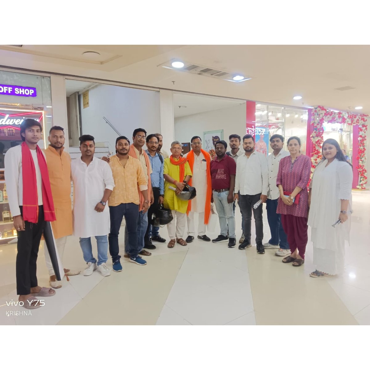 SenaAnjani's tweet photo. अंजनी पुत्र सेना ने कल 265 Ladkiyo और Guardian's को The Kerala Story 2 फ़िल्म PVR Avni Mall  Howrah में Special Screen उपलब्ध करा कर अपने बहन बेटी को सम्पूर्ण रूप से नि: शुल्क यह फिल्म दिखाई।

#KerelaStory2 #thekeralastory2incinemasnow #thekeralastoryreview #TheKeralaStory2 https://t.co/skzKnvrGHd