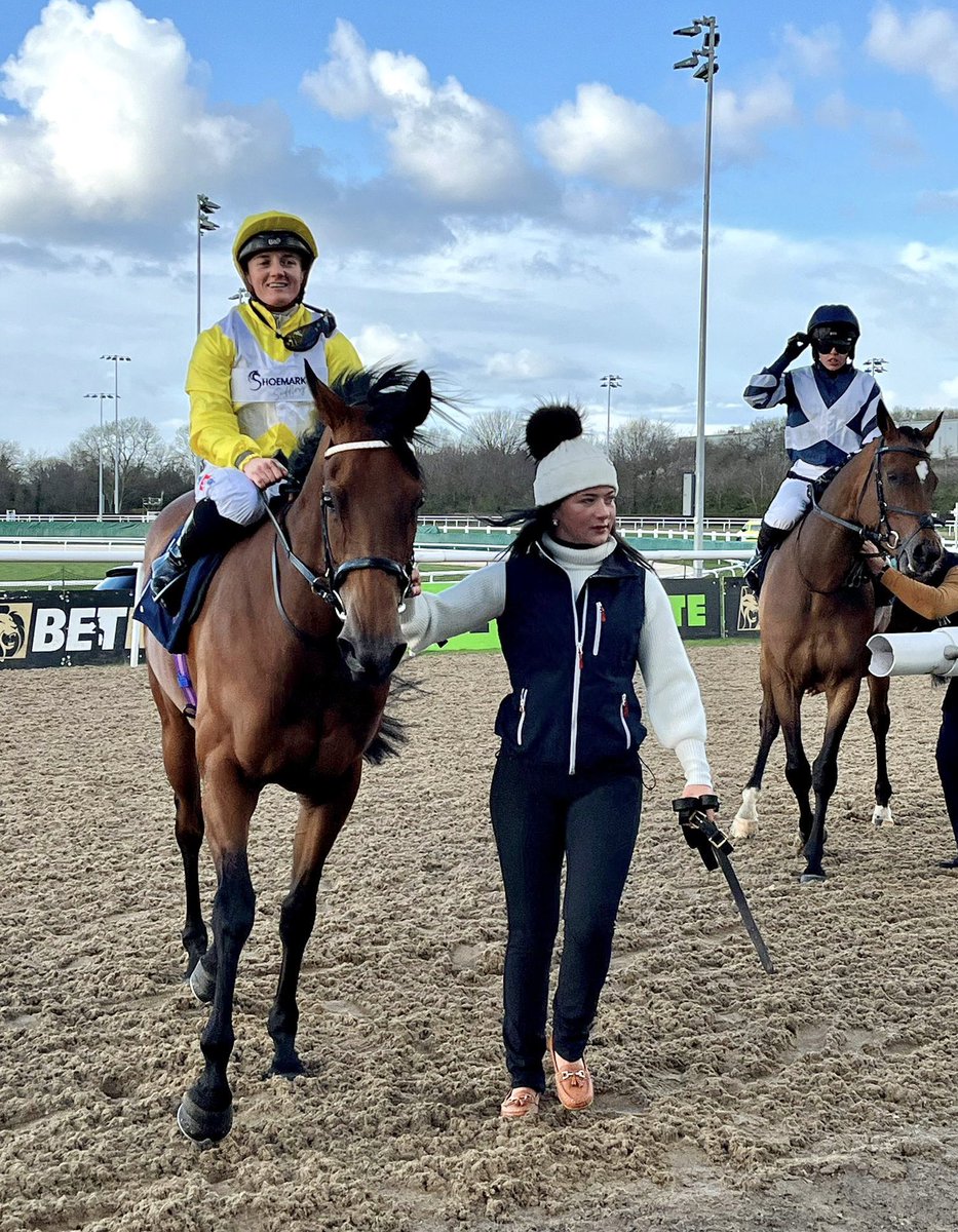 Emma Berry tweet media