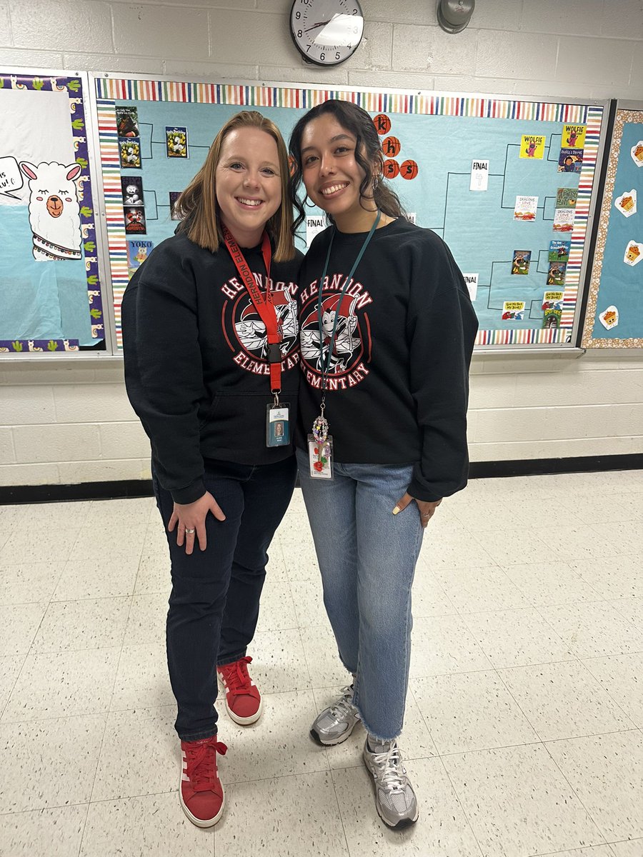 Happy Friday, bees! 🐝 <a href="/Herndon_ES/">Herndon Elementary</a> <a href="/msriverapach/">Ms. Rivera</a>