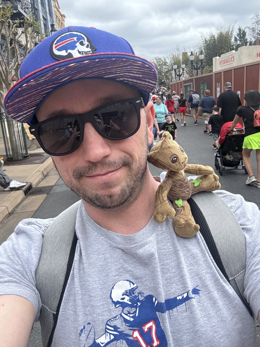 Aaron Quinn tweet media