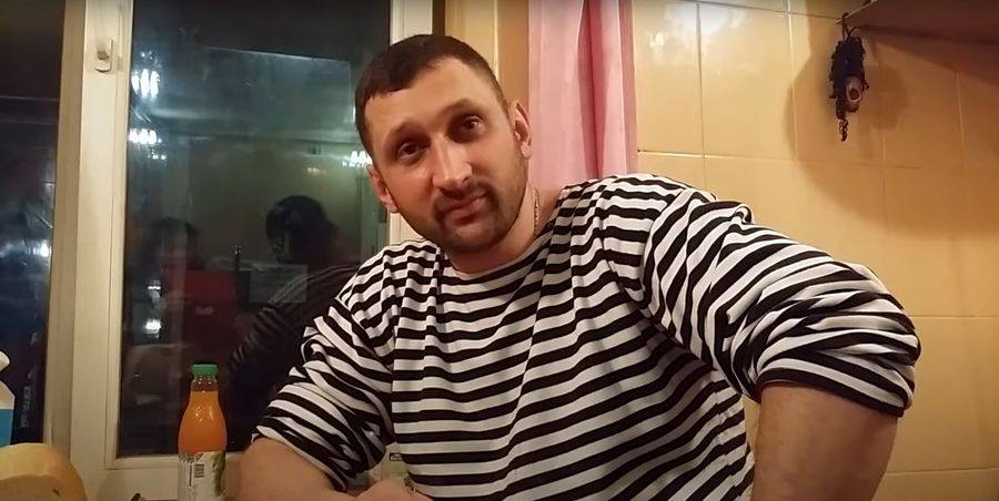 ValeriaEgoshyna's tweet photo. Thanks to this photo of PMC #Redut fighter Vereshchagin, residents of Kyiv region were able to recognize him for us when we identified him and others using billings and documents, located victims of their crimes there. Today, @NPU_GOV_UA announced official charges against him. 👇 https://t.co/Wkjr7Jb2Mt