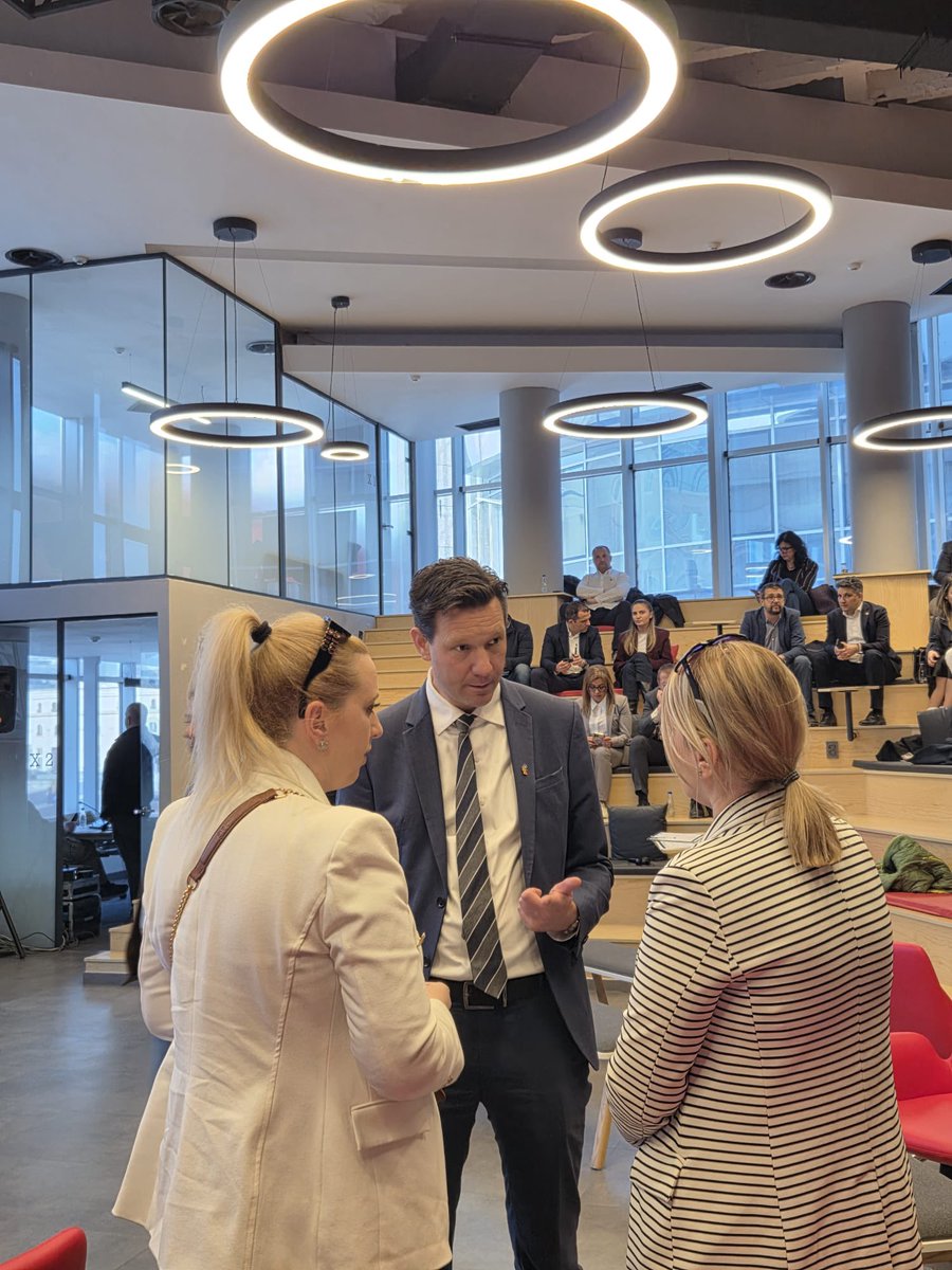 Ola Sohlström tweet media