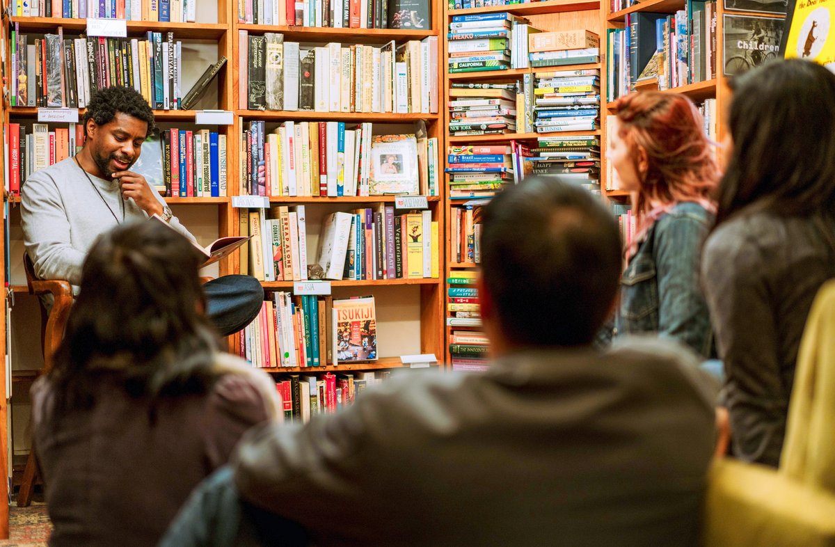 Charlotte Mecklenburg Library tweet media