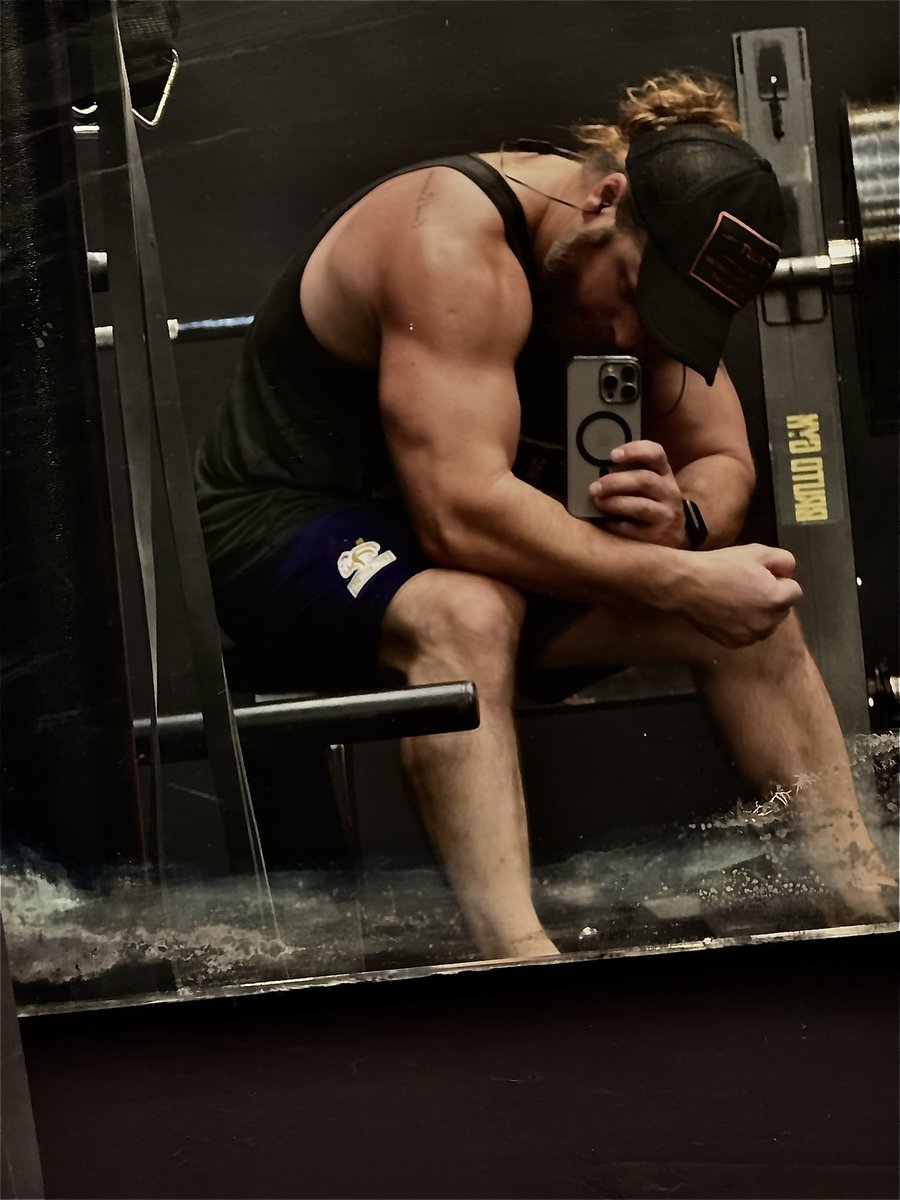 tripA_germAn's tweet image. #bruto