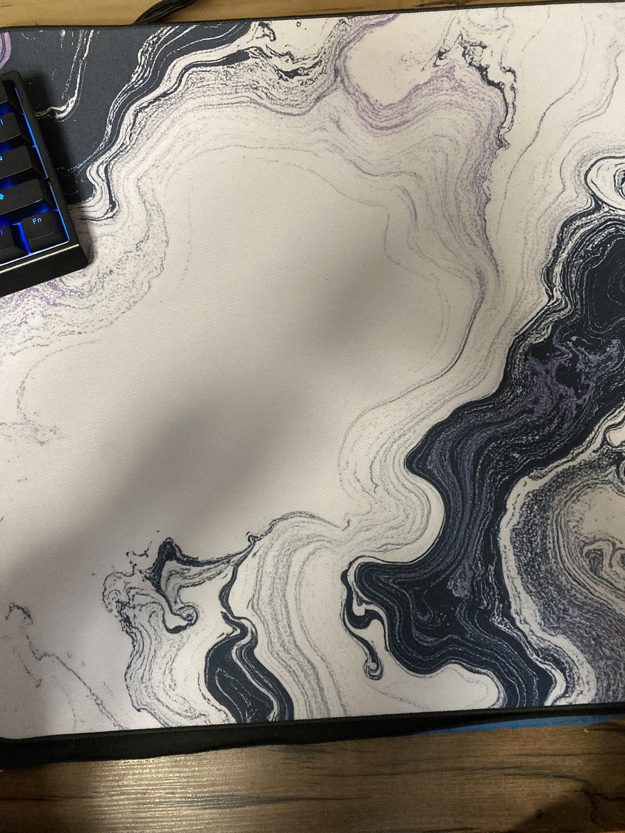 はねてる tweet media