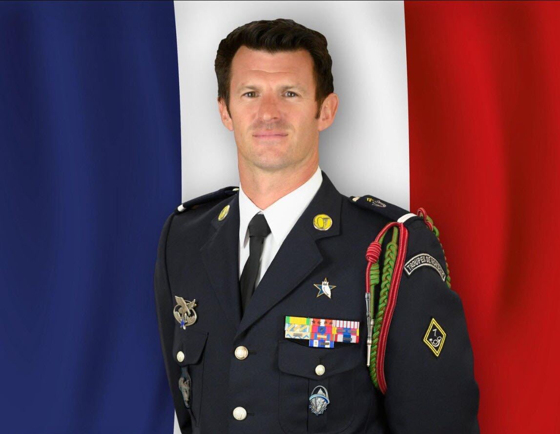 Arnaud Frion🕊️ Pensées pour toute sa famille.