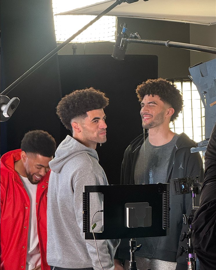 State Farm tweet media