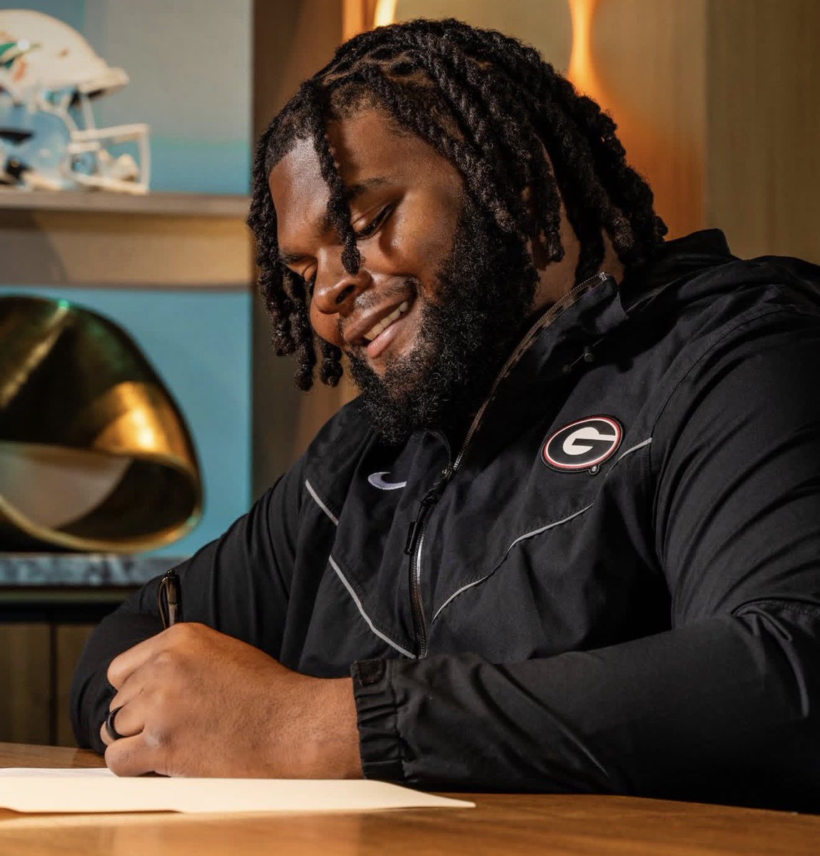 Jamaree Salyer ♠️ tweet media