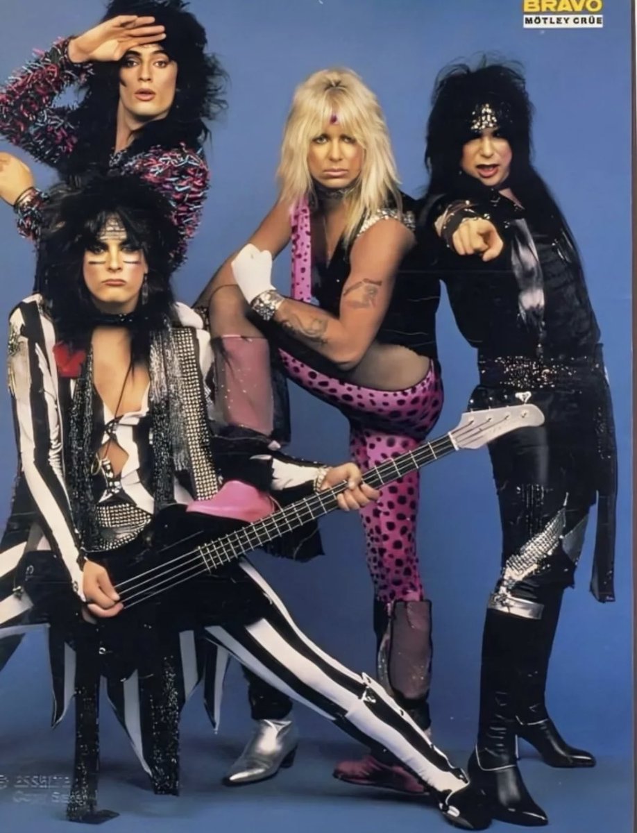 DW Design tweet media