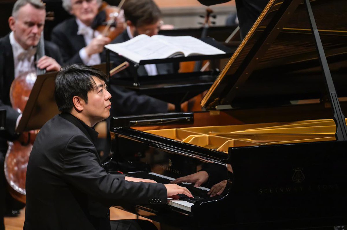 Lang Lang tweet media