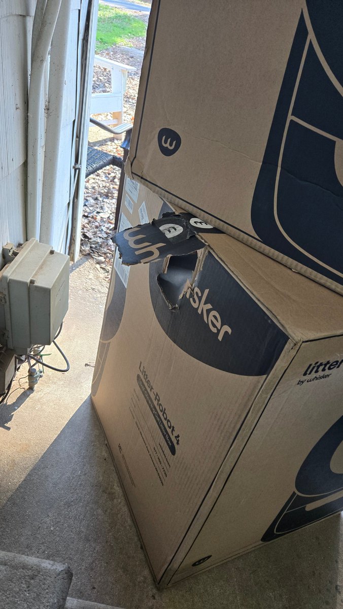 MrRiddler85's tweet photo. The grand finale: Jan 15. TWO @Litter_Robot 4's. $1,400 in sensitive robotics arrived beat to shit because they were launched onto the porch. @Whisker had to refund the order because of your drivers. When does it stop? (4/4) https://t.co/hErkcAN7iI
