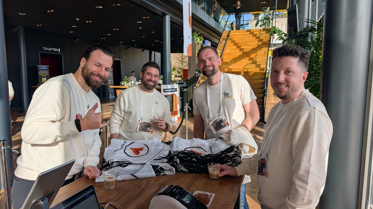 Vuejs Amsterdam tweet media