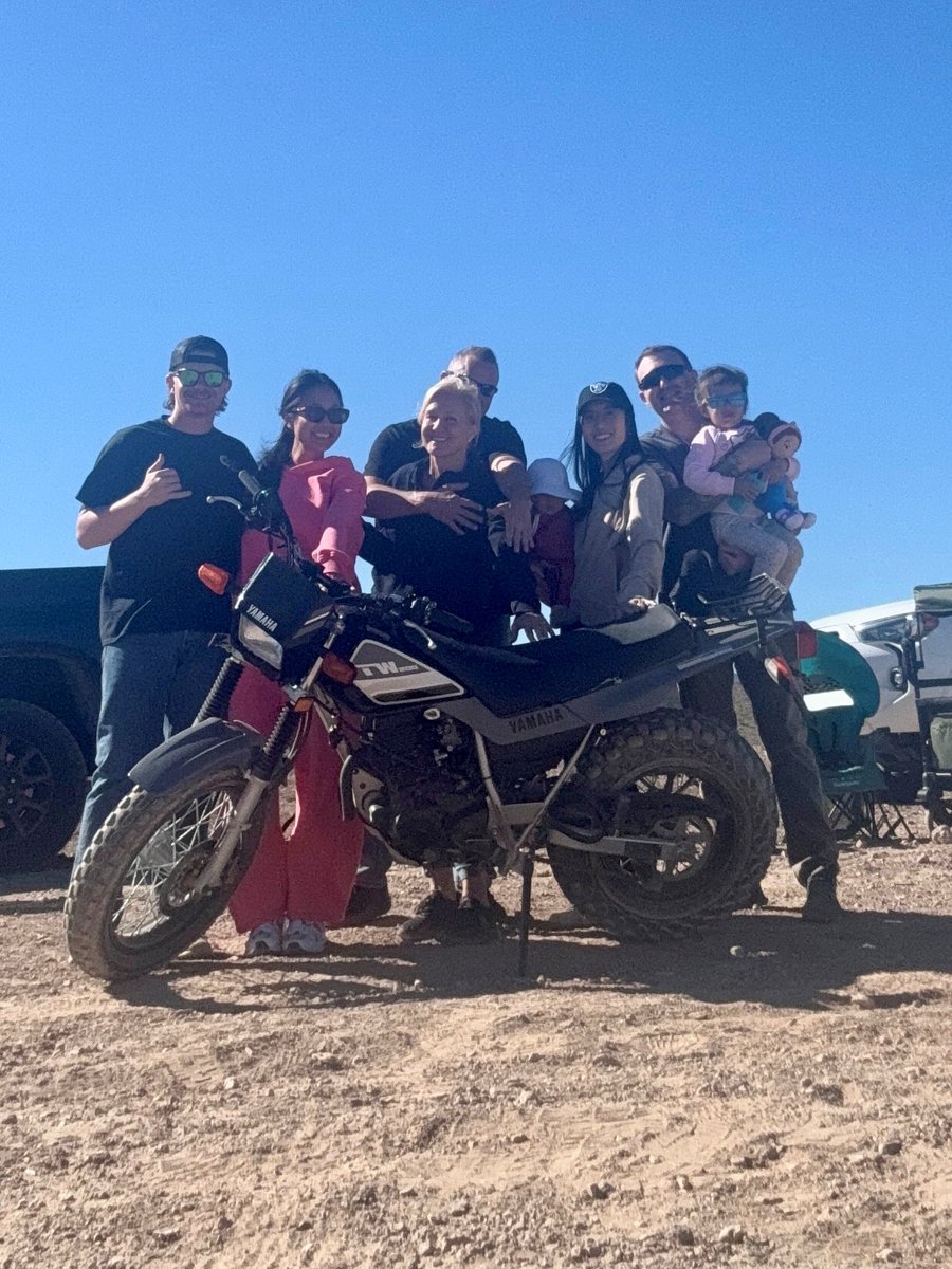 teamjelineksf's tweet image. 🏍️🎌 Team adventure time! Our crew hit the trails for some dirt bike fun and good times.

If you ride recreational vehicles, State Farm offers insurance to help keep you covered.

#TeamsThatRideTogether #DirtBikeRiding #StateFarm #RecVehicleInsurance
