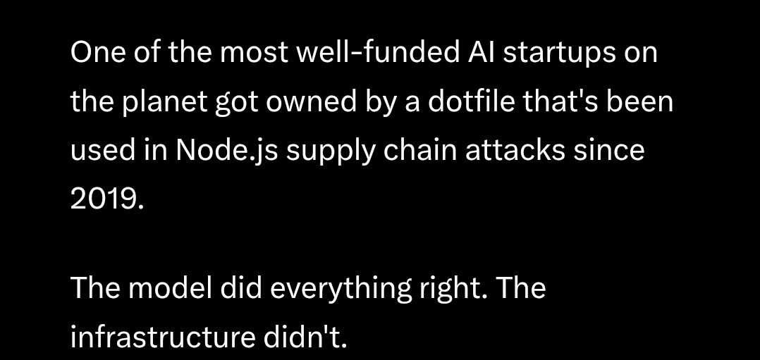 chris gobblins 🦃 tweet media