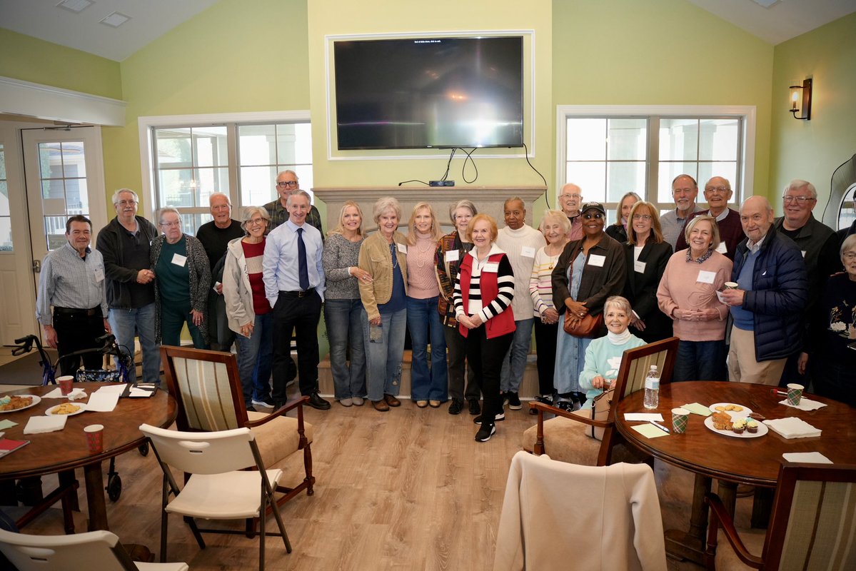 Jason Stoogenke tweet media