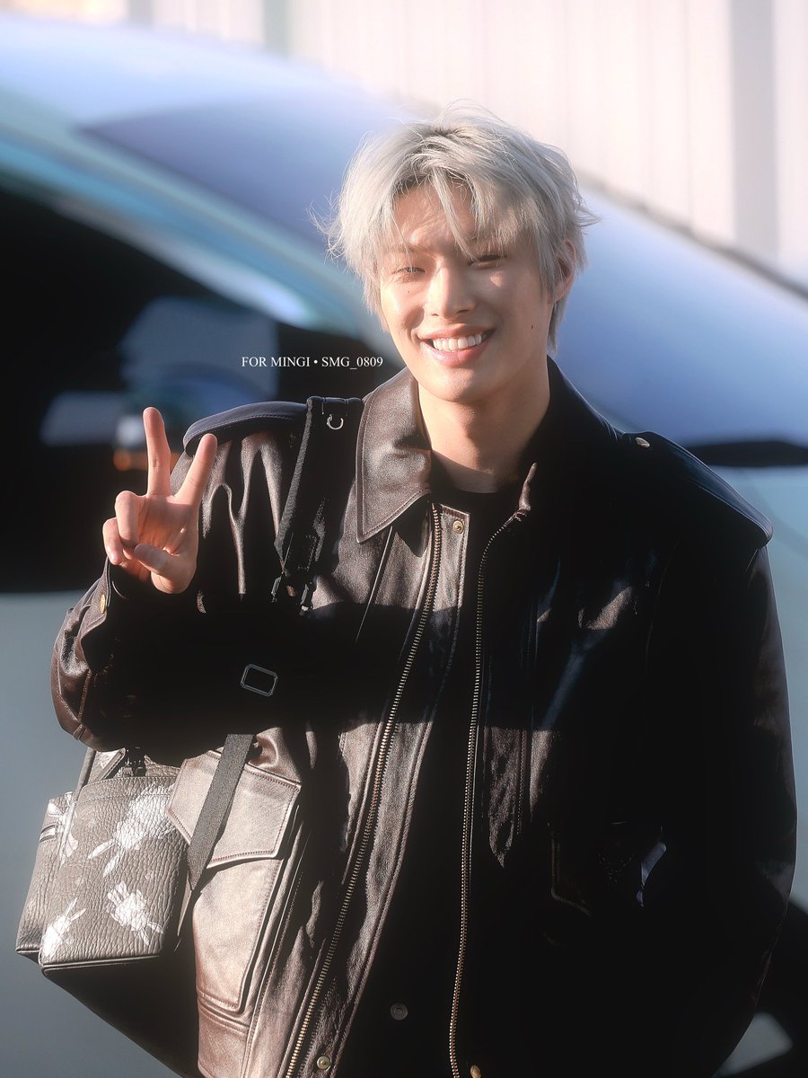SMG_0809's tweet photo. 260313 민기 인천 출국
#민기 #MINGI #에이티즈 #ATEEZ https://t.co/5OpNVmk1ij