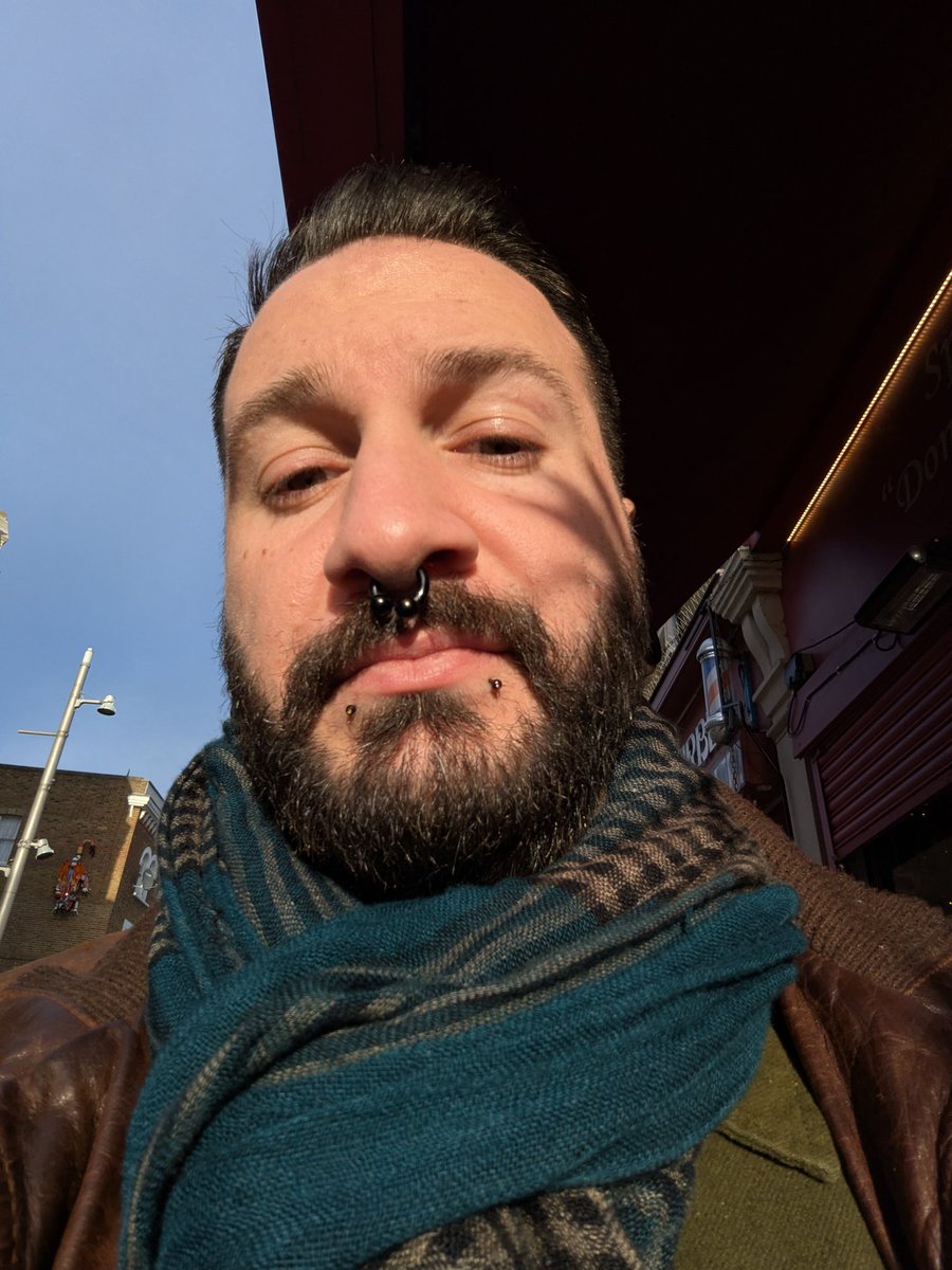 ✨Gab✨ tweet media