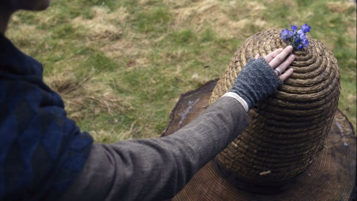 “Go tell the bees that I’m gone.” 🐝