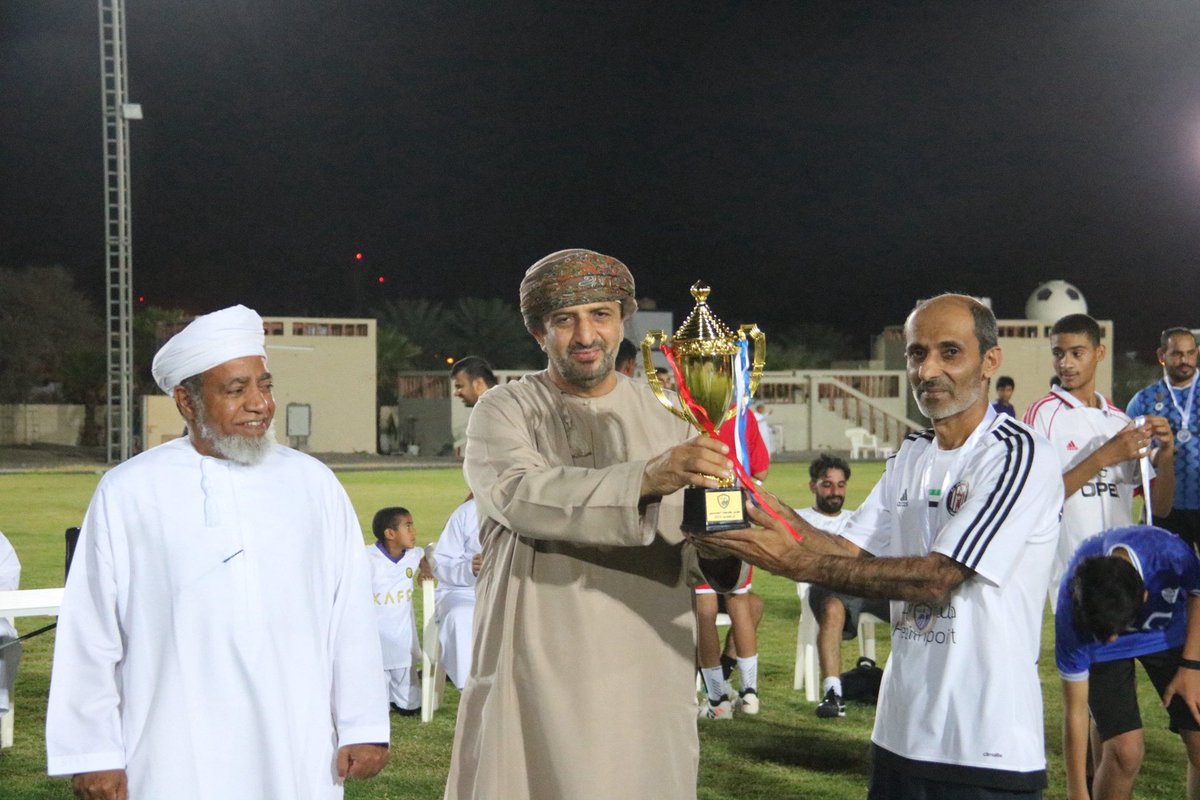 فريق العينين الرياضي tweet media