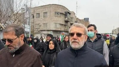 Mushahid's tweet photo. Amazing demonstration of Courage in times of adversity by top Iranian leadership which came out in streets of Tehran to march with masses on Al Quds Day, despite threats of US-Israeli bombing! With Defiance, Determination &amp; No Fear of Death, Iranian Nation remains Invincible! https://t.co/oWU3YvTSFl