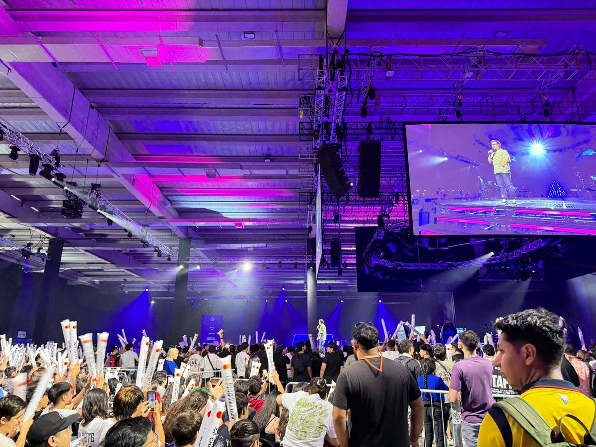 Anna Donlon tweet media