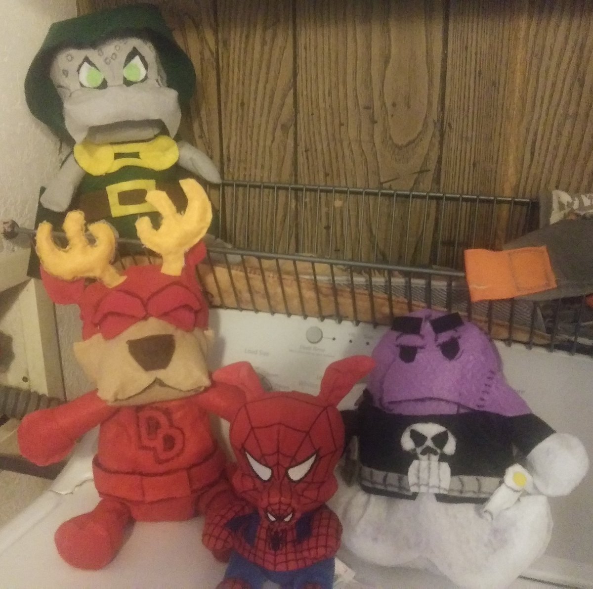 TubbsTheTubby's tweet photo. Hey, Fellas! Made some new Spider-Ham plushies! Got DeerDevil, The Punfisher, and Ducktor Doom! (With some cookies)

#SpiderHam #DeerDevil #DucktorDoom #Punfisher #Daredevil #ThePunisher #DoctorDoom https://t.co/lfn1zA6UtJ