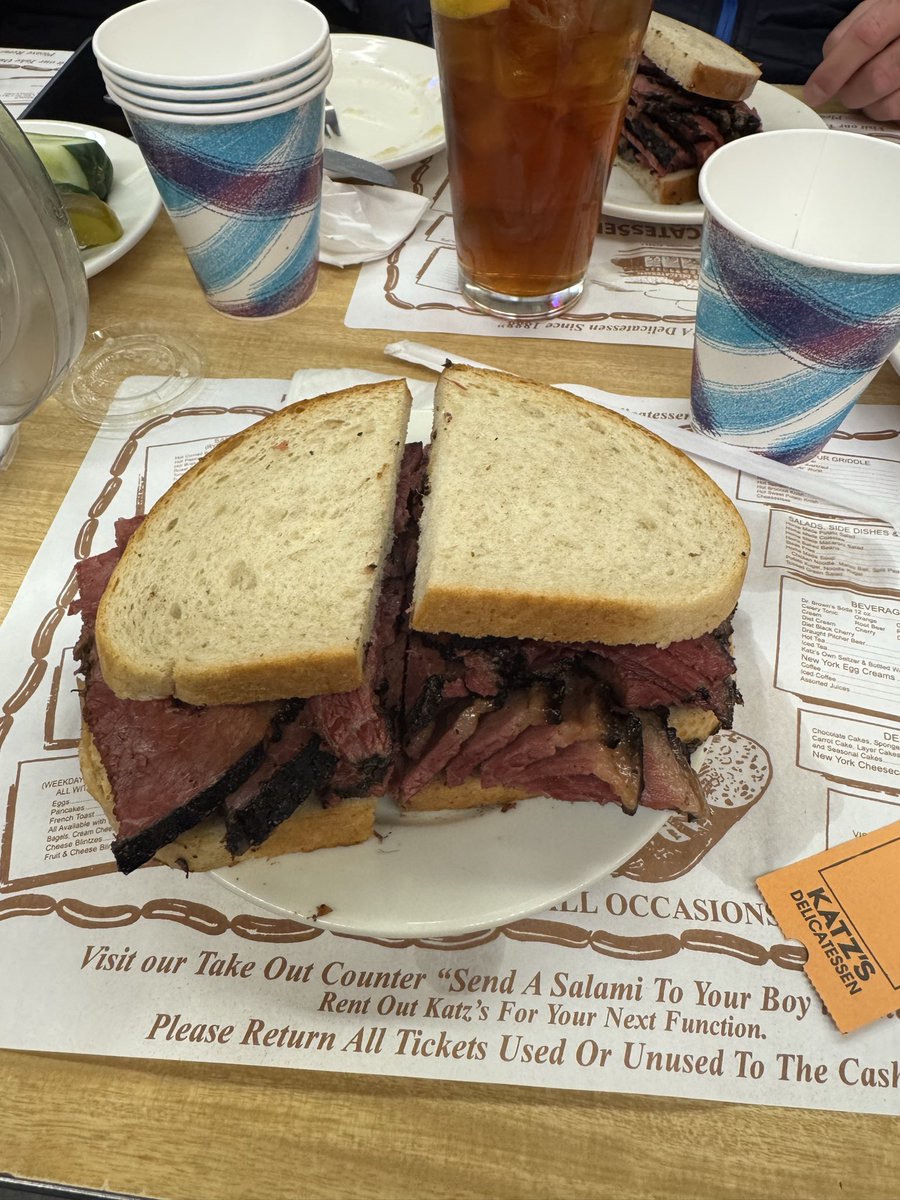 Paulie Meatballs tweet media