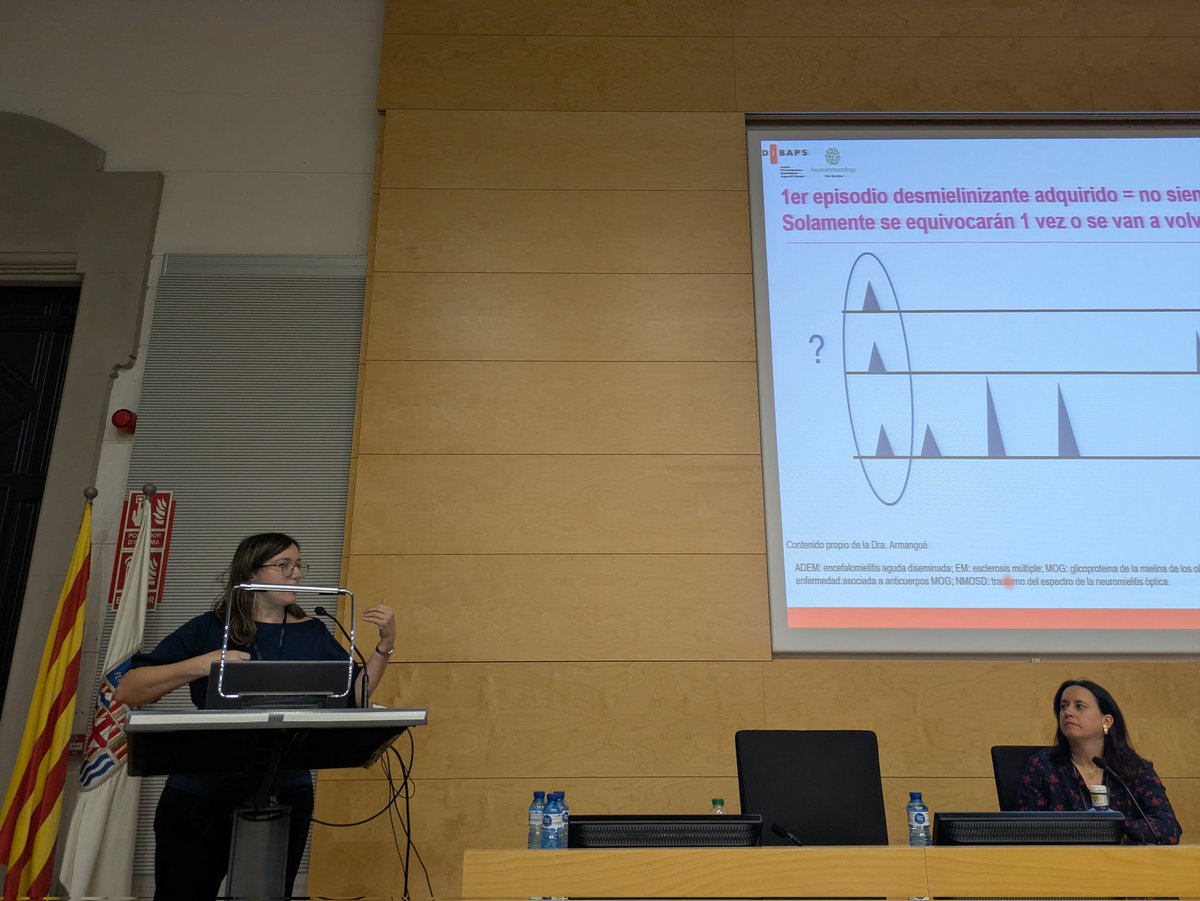 neuroimmuclinic's tweet photo. La Dra Thais Armangue nos expone los retos en el diagnóstico de enfermedades desmielinizantes pediátricas @SJDbarcelona_ca https://t.co/o5whoJy54G