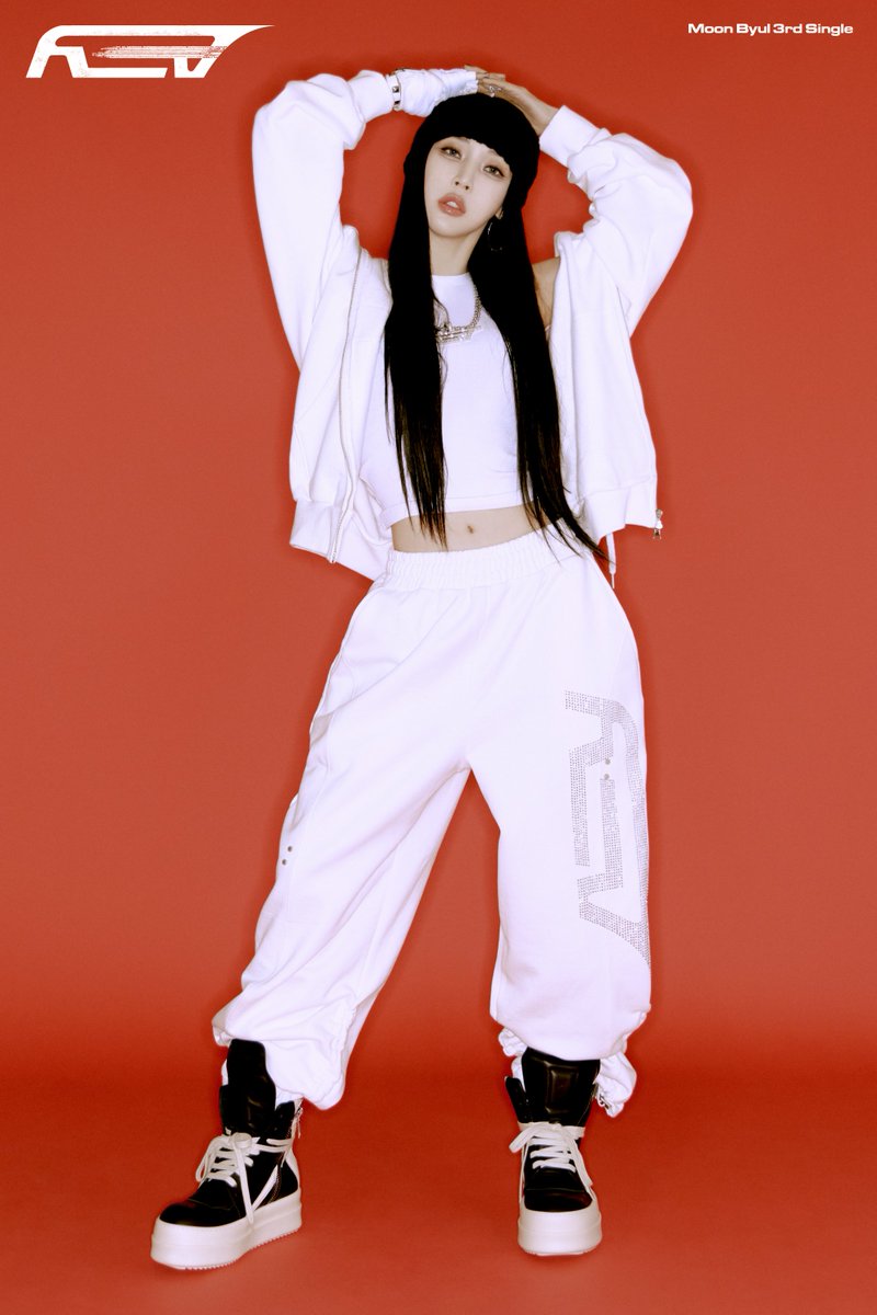 tatabyul's tweet photo. 260312
Shoes: 릭오웬스(Rick Owens)
#문별 https://t.co/uFaeKHpb1c