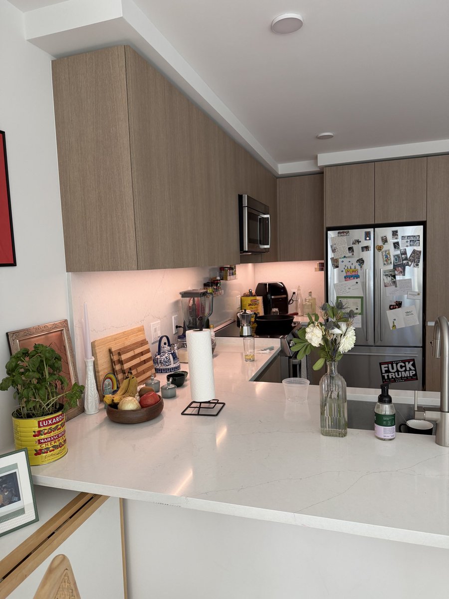 dirtyfern's tweet photo. i love my lil home https://t.co/LXtpDbJpgq
