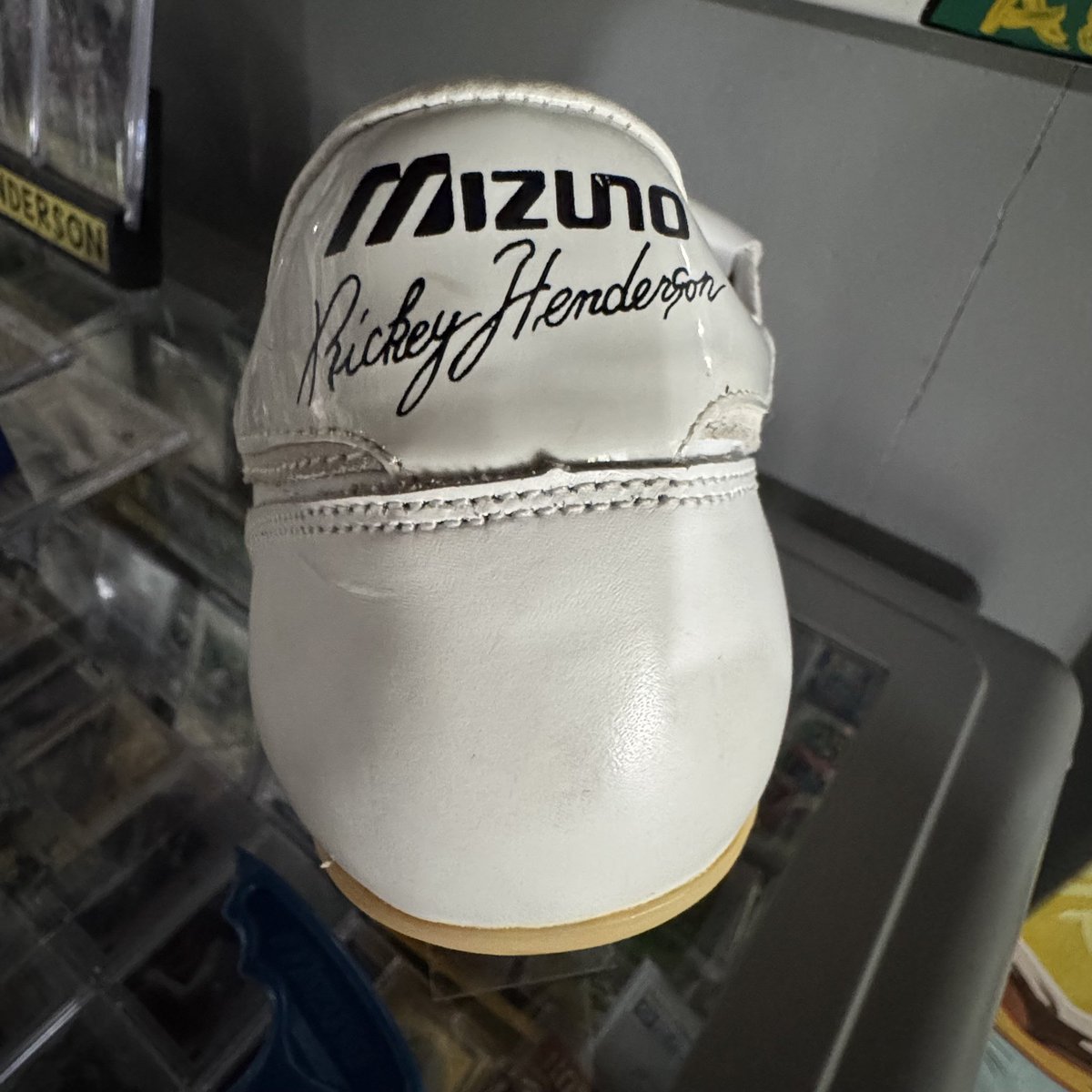 Man-cave of Steal (#24ever) tweet media