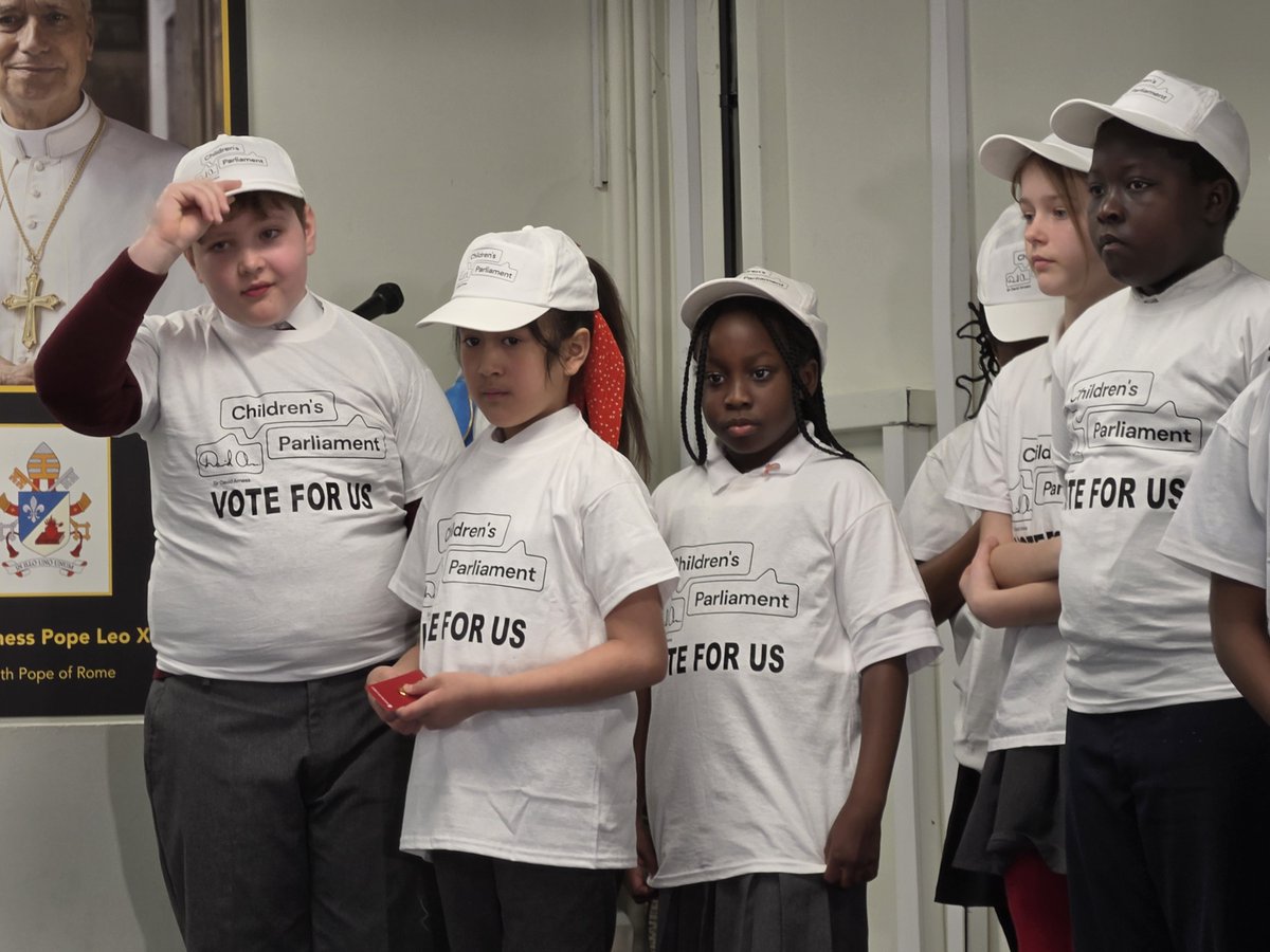 Sir David Amess Children's Parliament UK tweet media