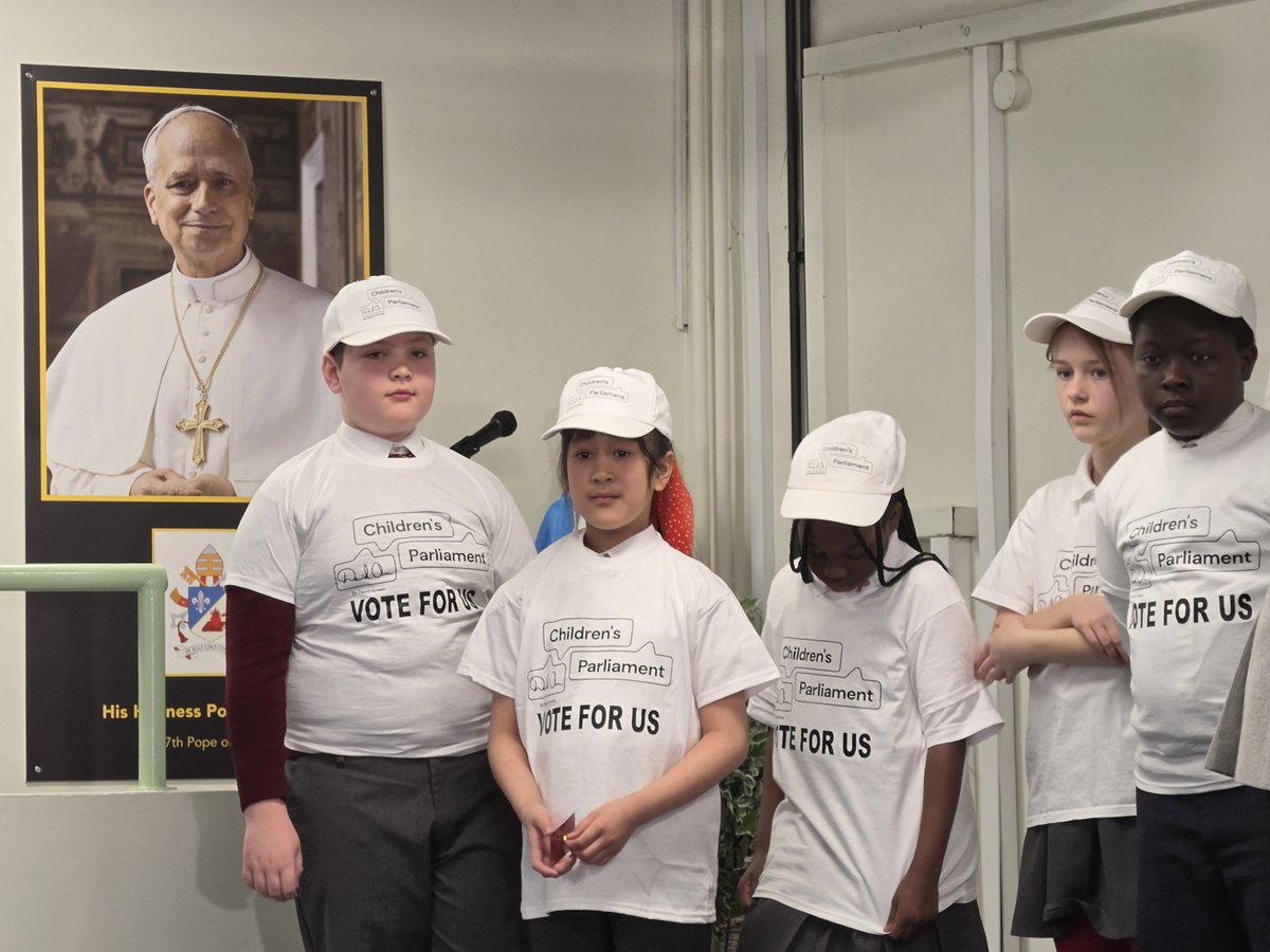 Sir David Amess Children's Parliament UK tweet media