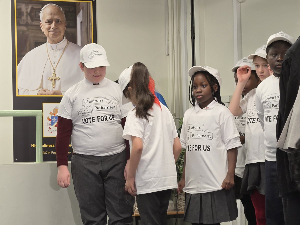 Sir David Amess Children's Parliament UK tweet media