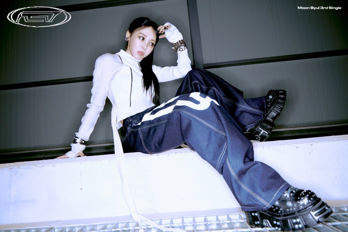 tatabyul's tweet photo. 260313
Shoes: 뉴락(NEW ROCK) https://t.co/EePxfQrlle