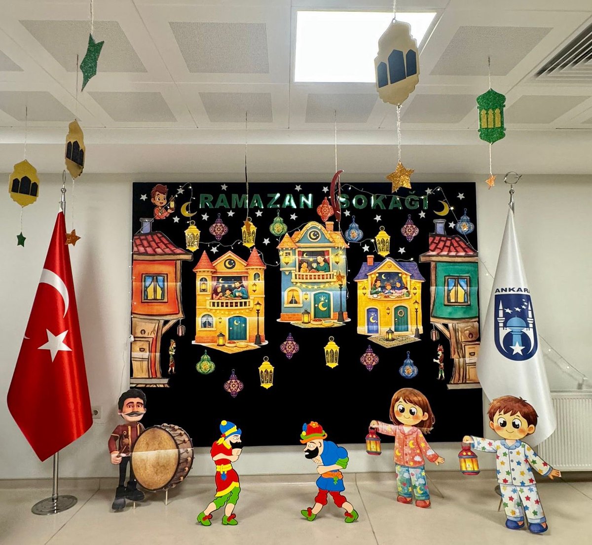abbengelliyasli's tweet photo. ✨ Minik Yürekler Aynı Sofrada
Engelsiz Çocuk Gündüz Bakımevimizde düzenlenen iftar programında çocuklarımız ve aileleri Ramazan’ın bereketini birlikte paylaştı. 🤝🌙 https://t.co/TiXg2Xap60